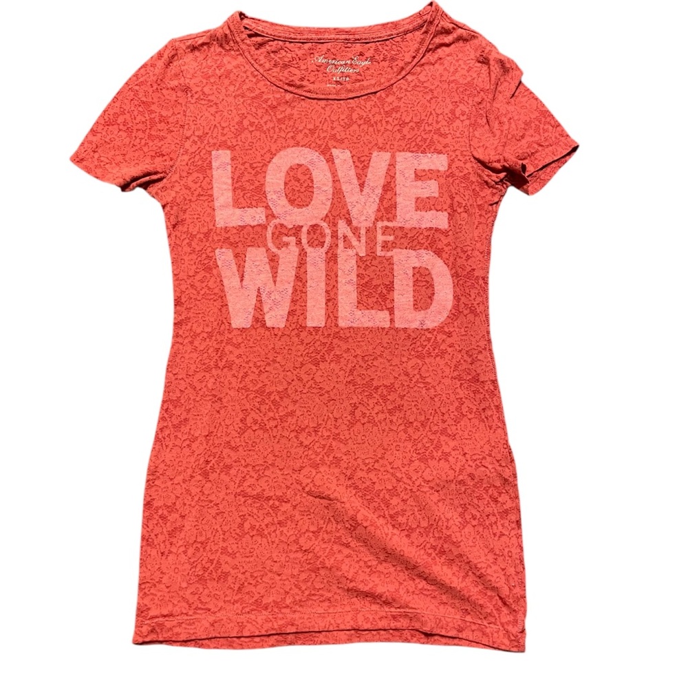 American Eagle Outfitters XS/TP women’s juniors red tee “Love Gone Wild”